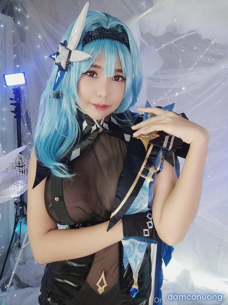 Hình Cosplay 