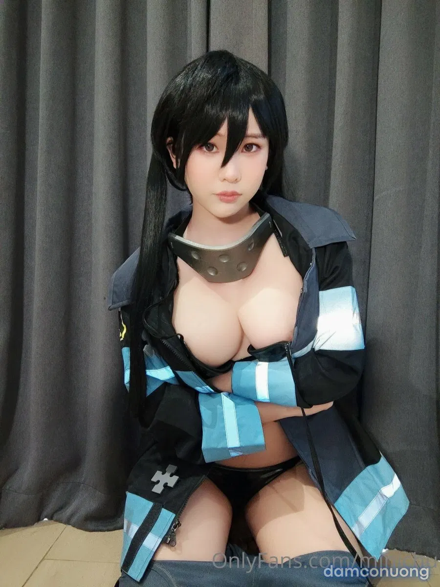 Hình Cosplay 
