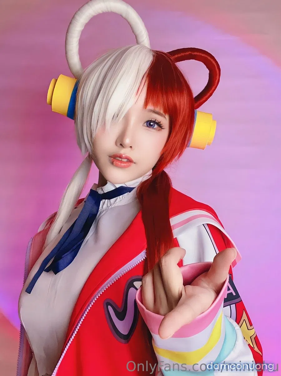 Hình Cosplay 