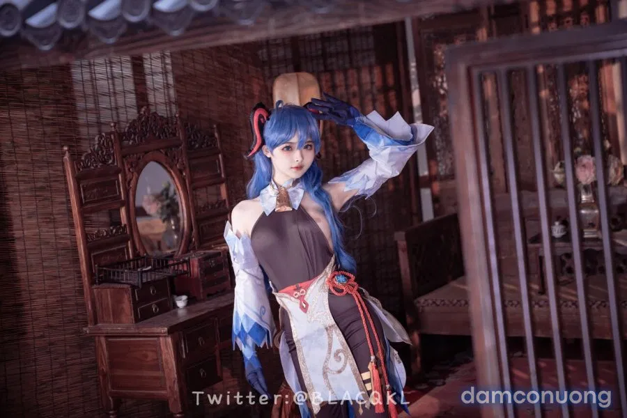 Hình Cosplay 