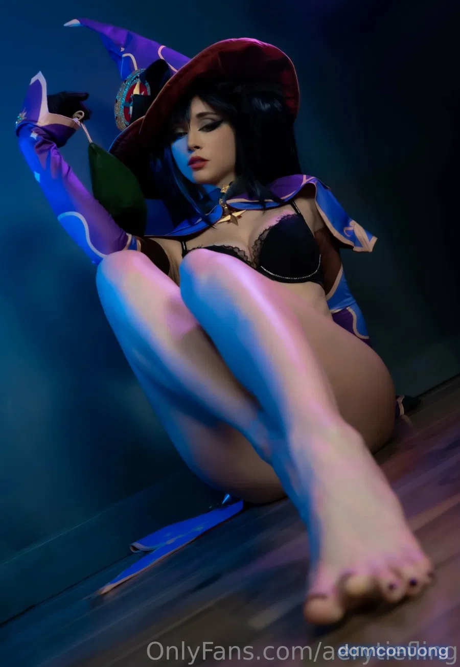 Hình Cosplay 