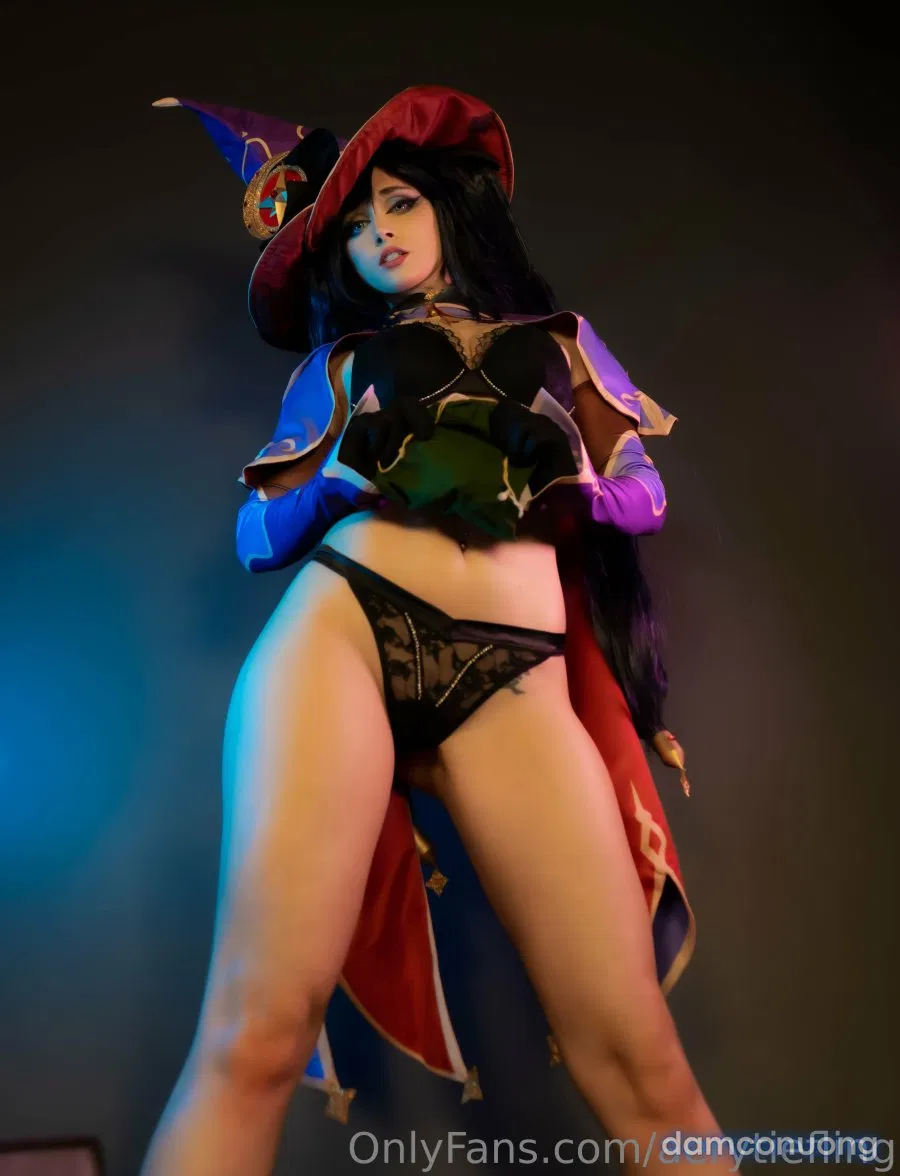Hình Cosplay 