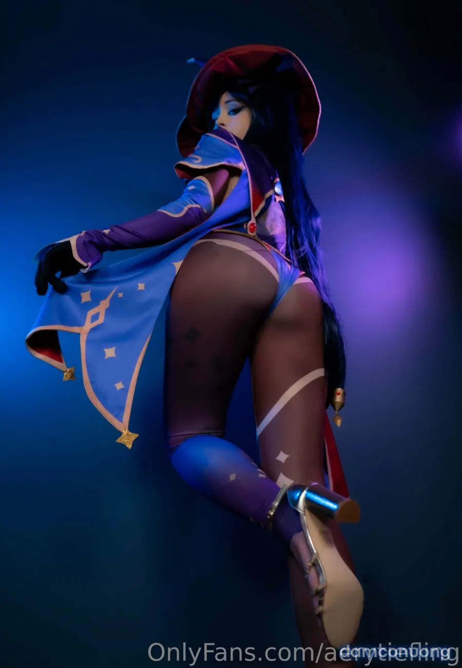 Hình Cosplay 