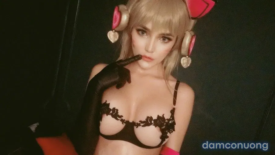 Hình Cosplay 