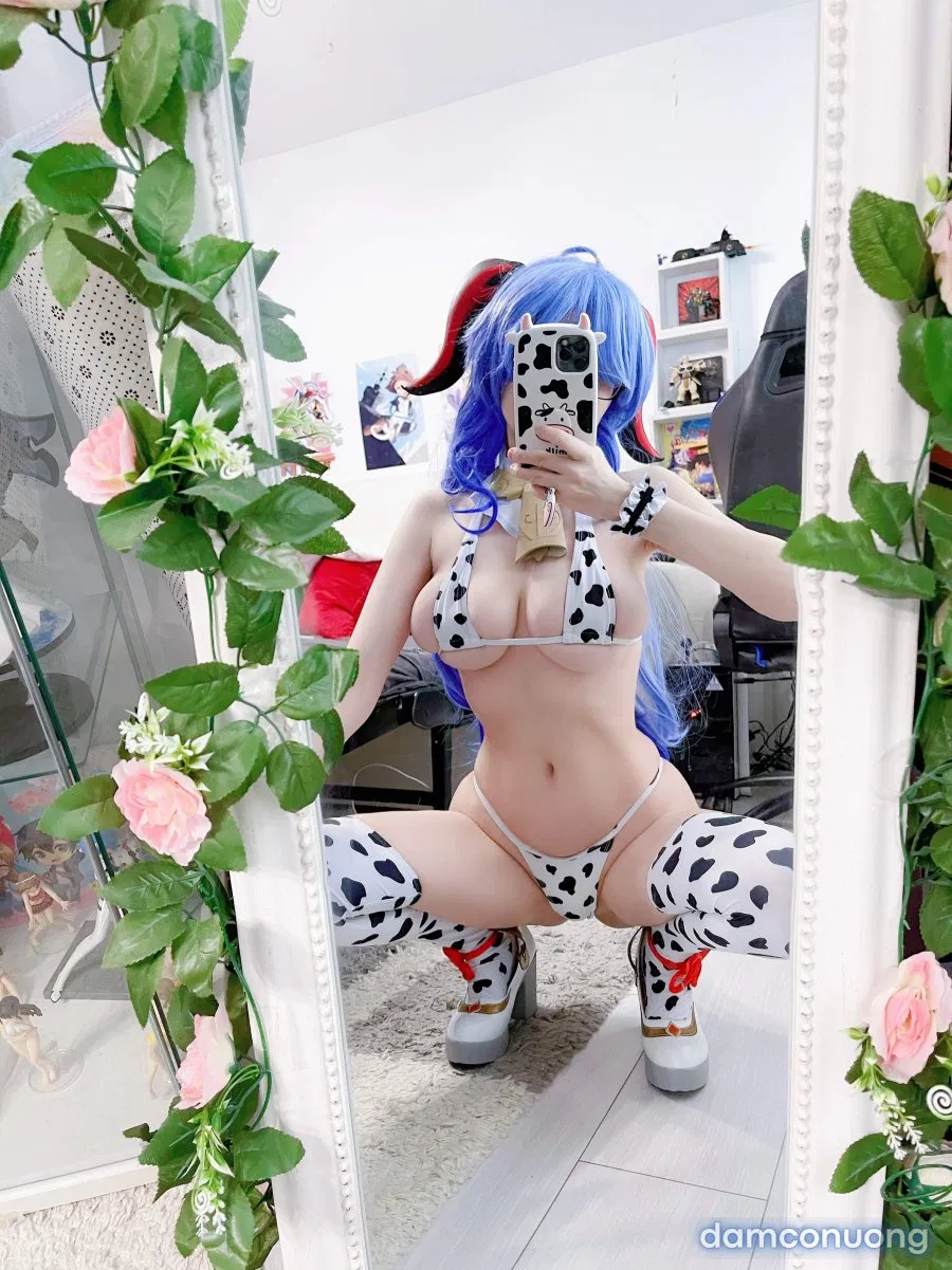 Hình Cosplay 