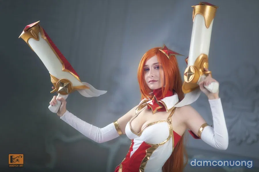 Hình Cosplay 