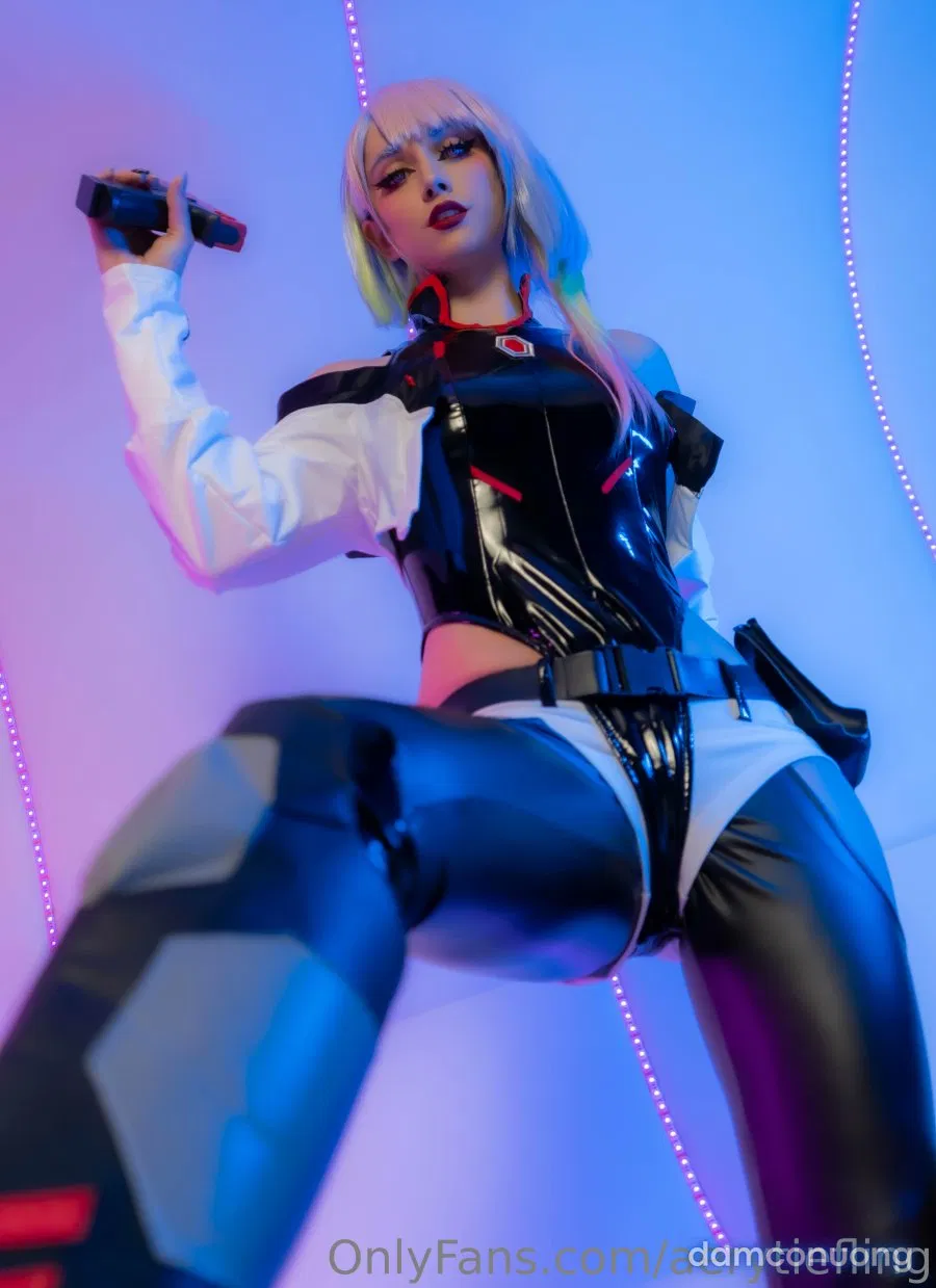 Hình Cosplay 