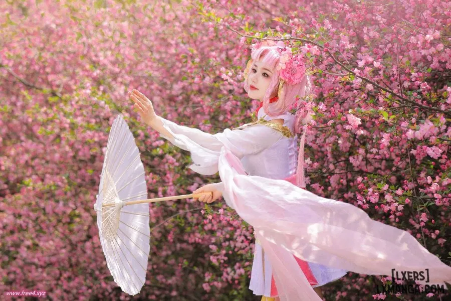 Hình Cosplay 