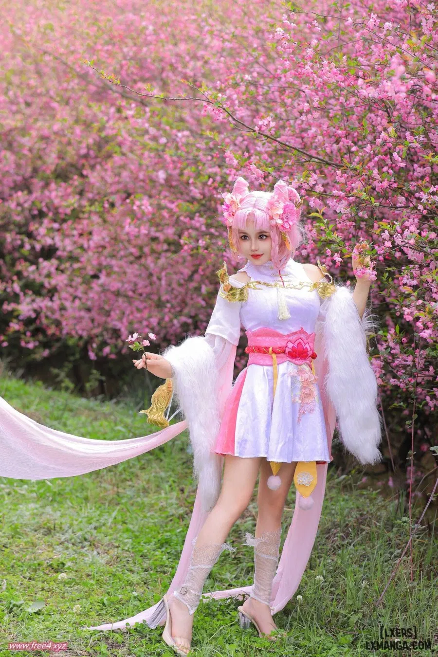 Hình Cosplay 