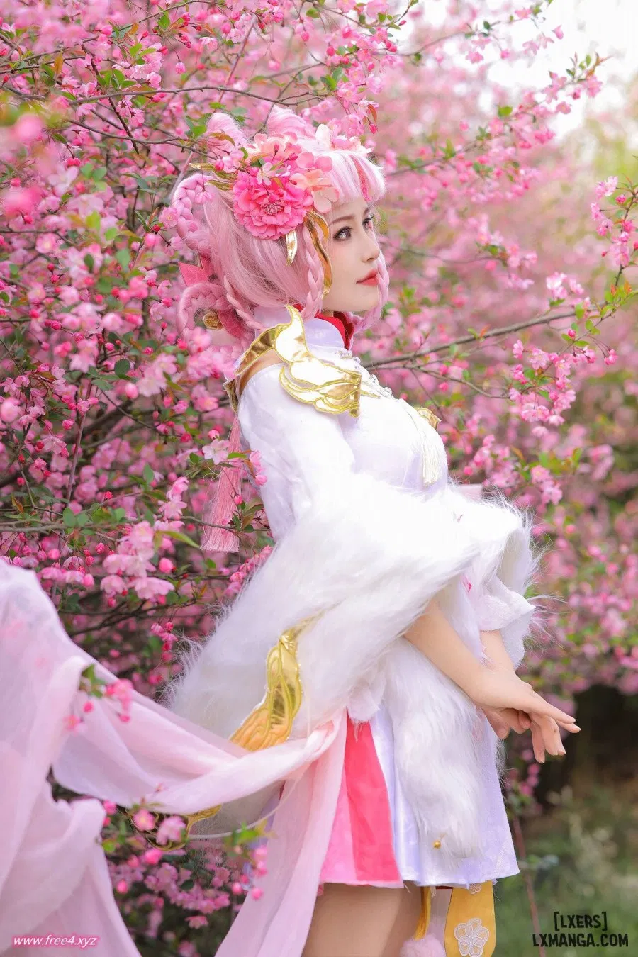 Hình Cosplay 