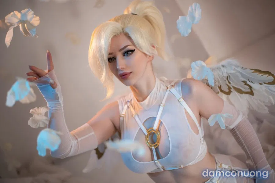 Hình Cosplay 