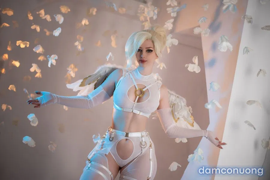 Hình Cosplay 