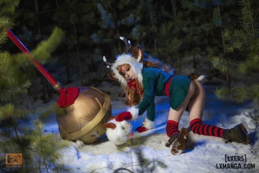 Hình Cosplay 