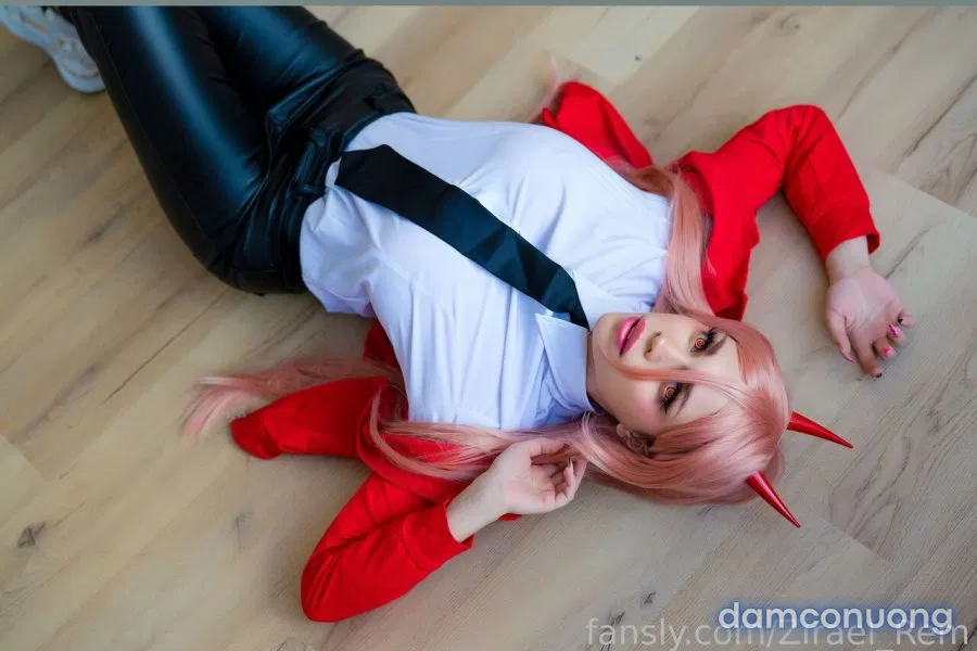 Hình Cosplay 