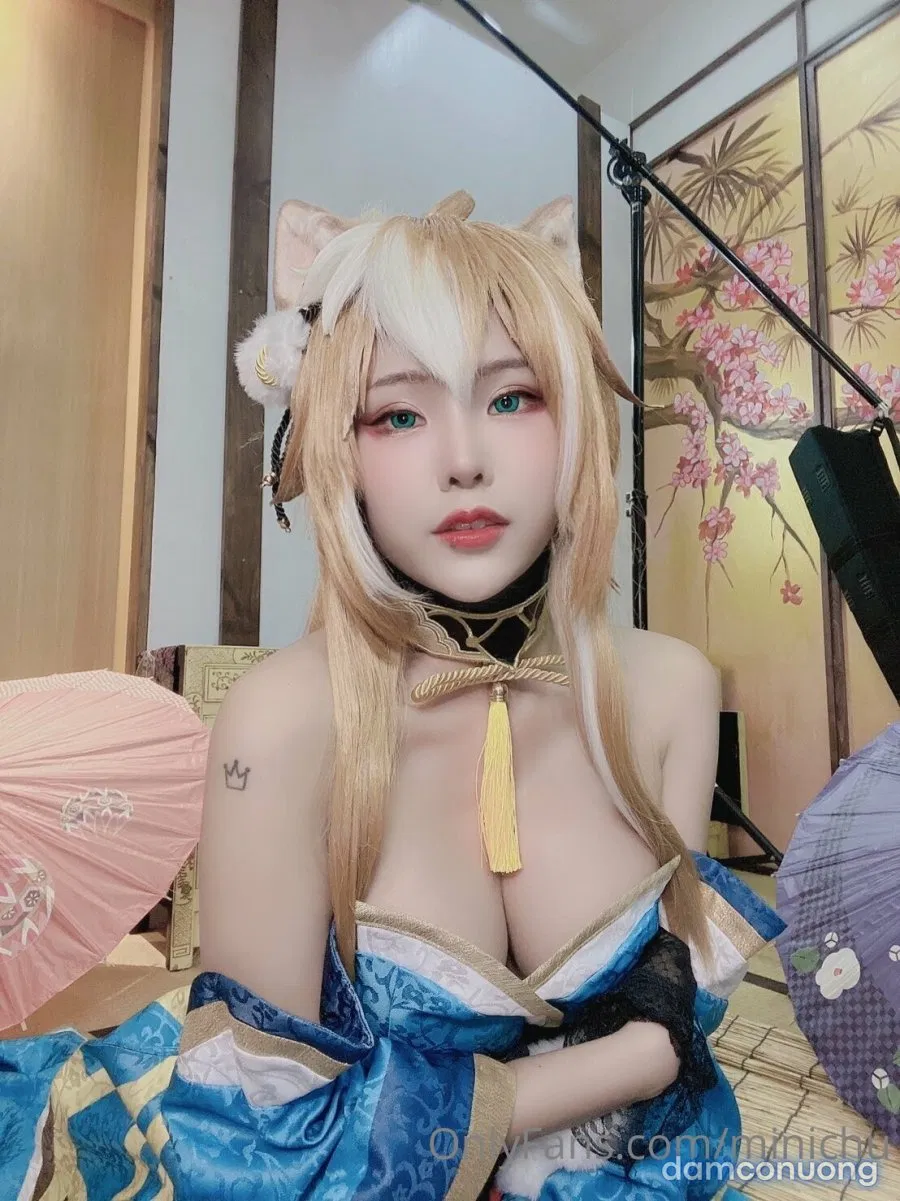 Hình Cosplay 