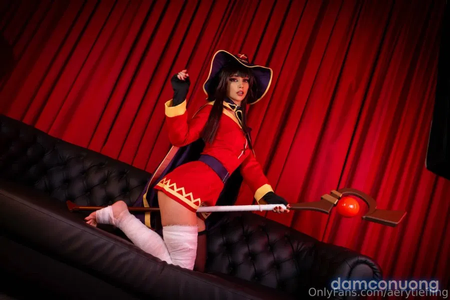 Hình Cosplay 