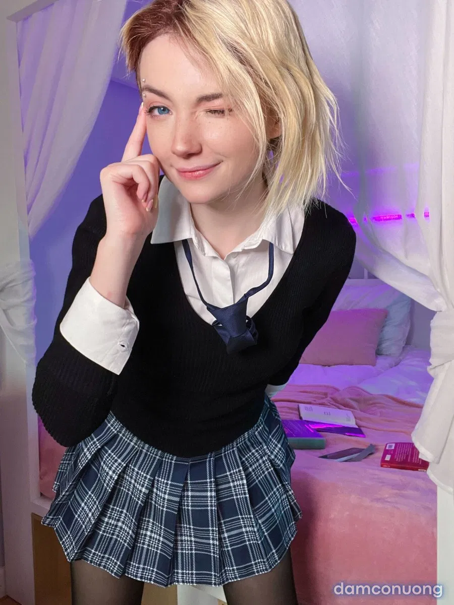 Hình Cosplay 
