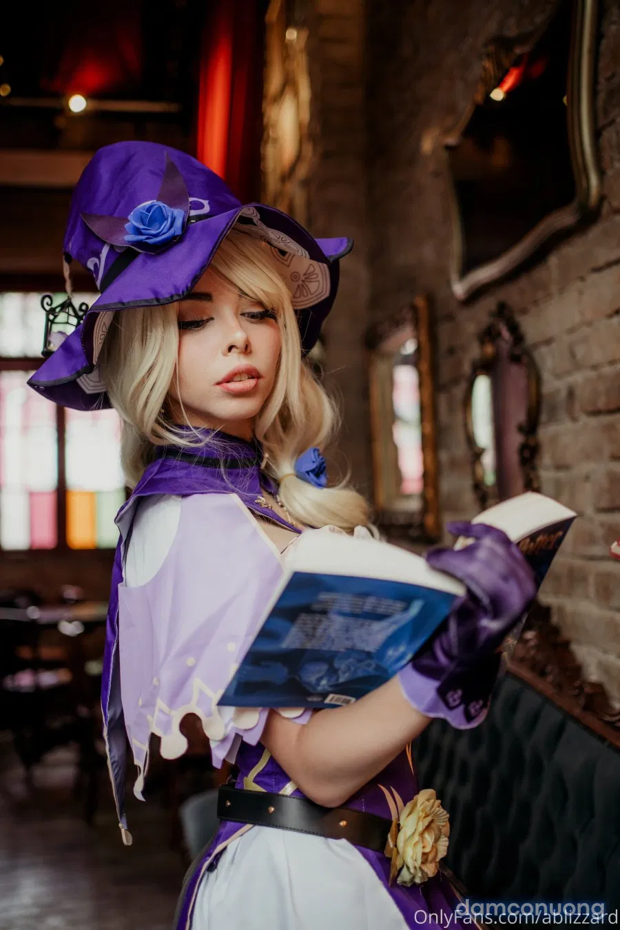 Hình Cosplay 
