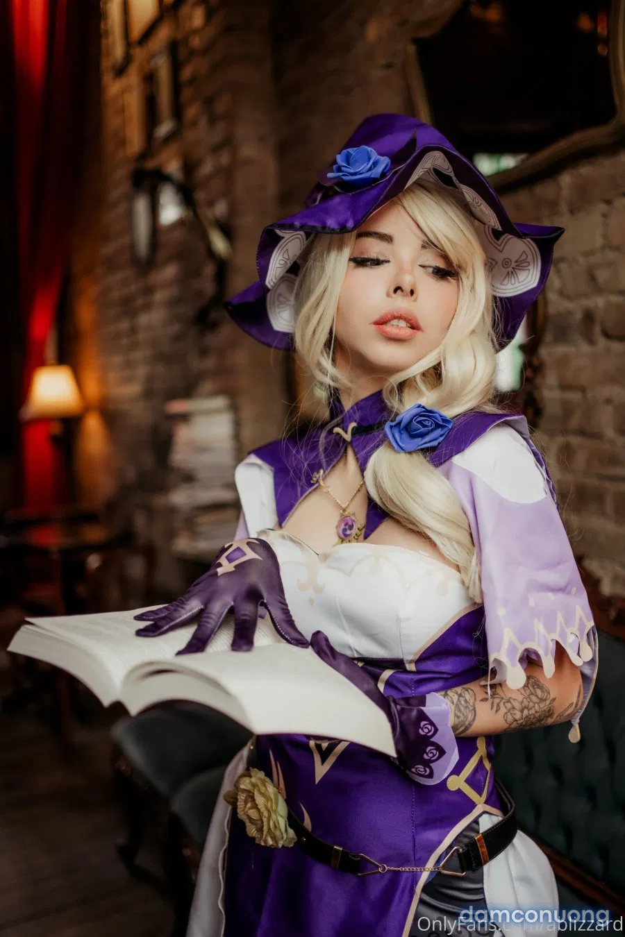 Hình Cosplay 