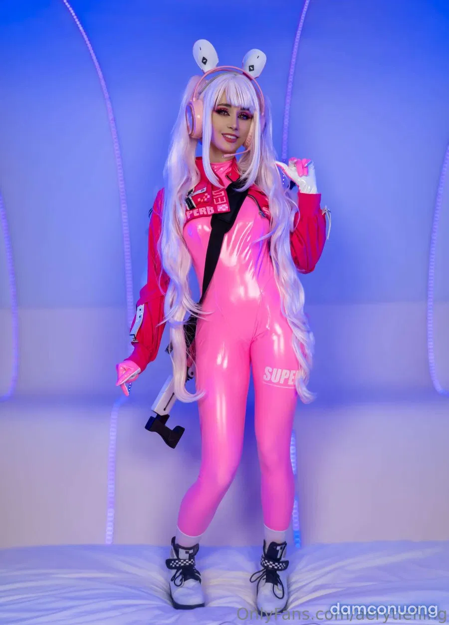 Hình Cosplay 