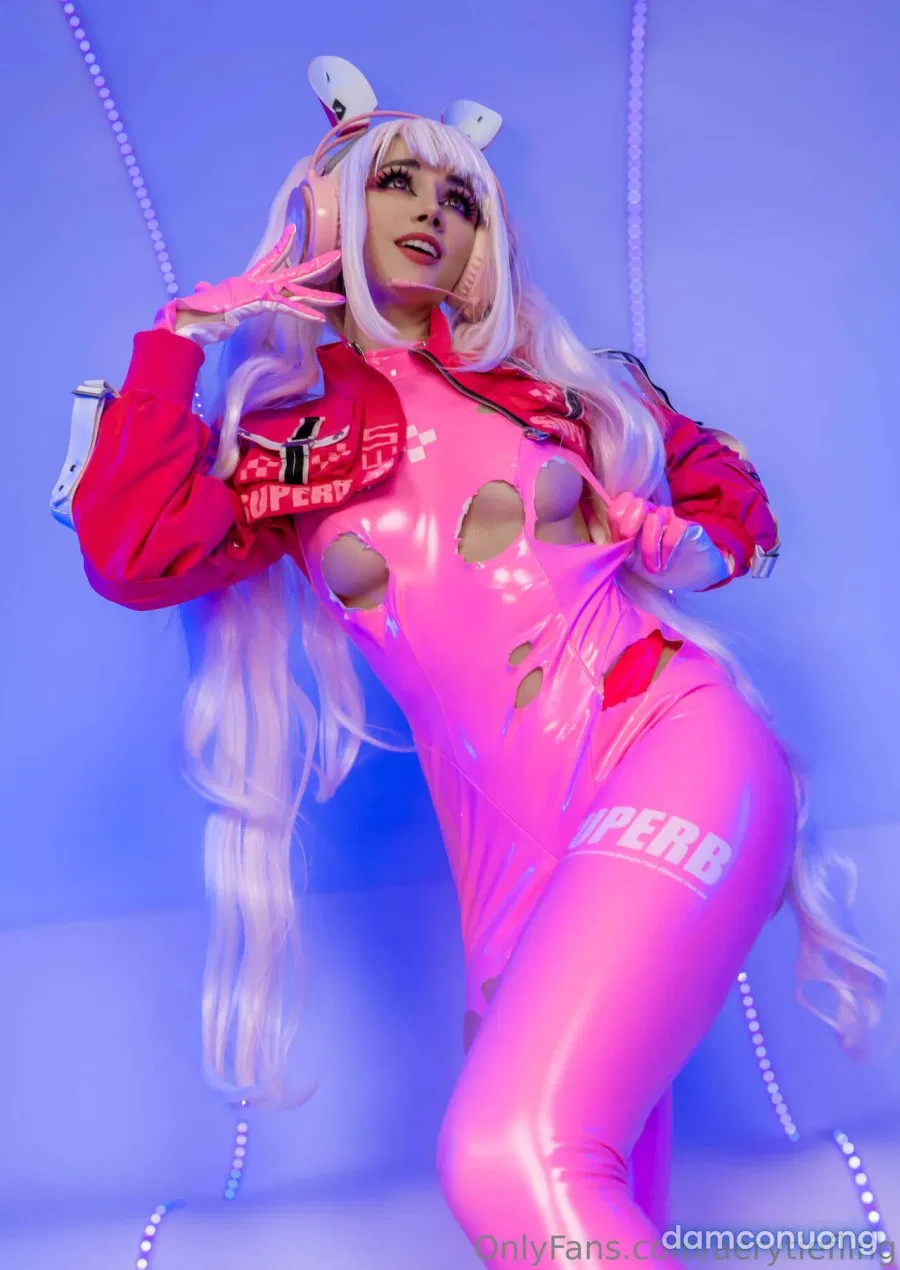 Hình Cosplay 