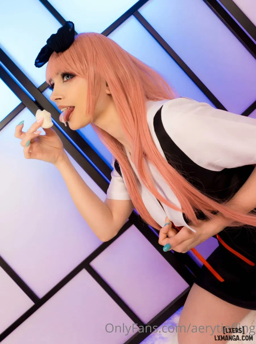 Hình Cosplay 