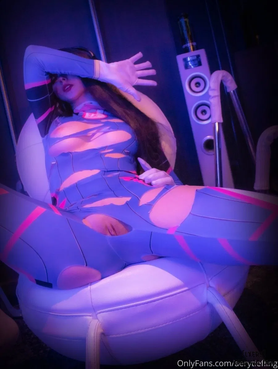 Hình Cosplay 