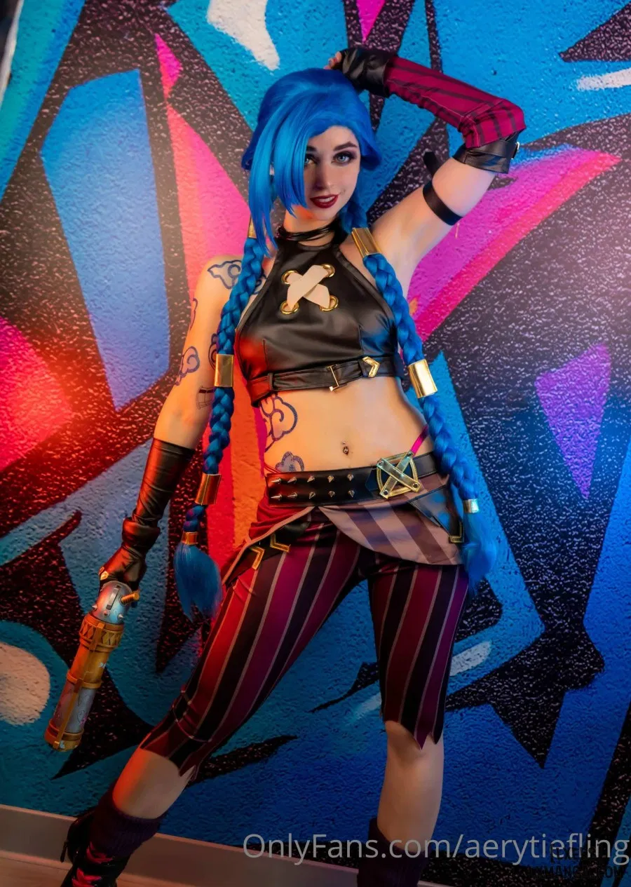Hình Cosplay 