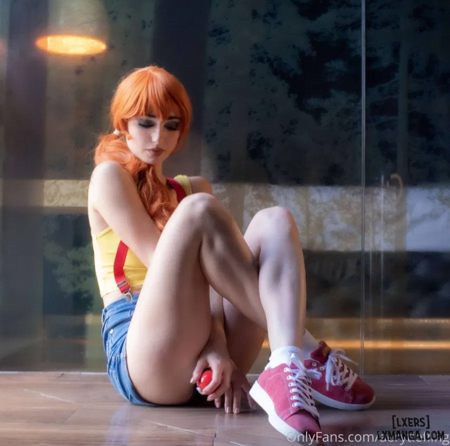 Hình Cosplay 