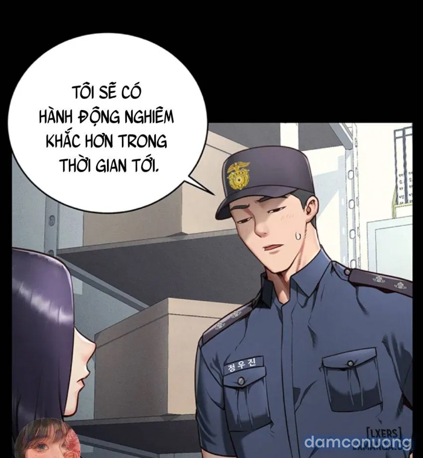 Bông hoa trong tù 