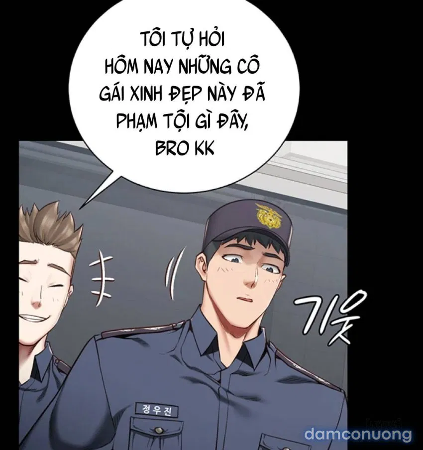 Bông hoa trong tù 
