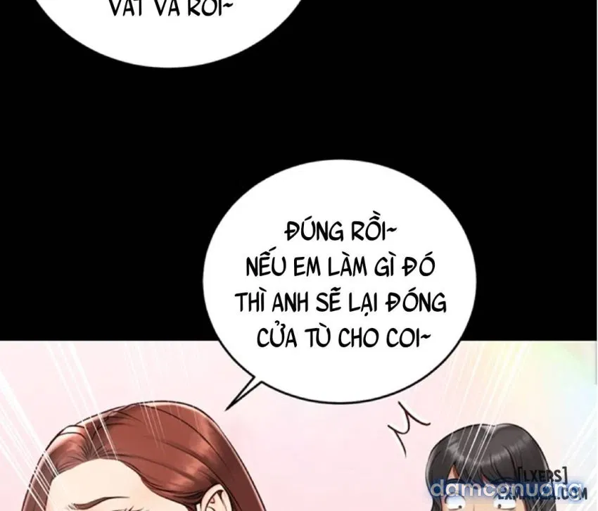 Bông hoa trong tù 