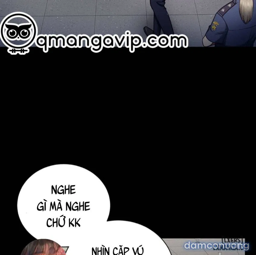 Bông hoa trong tù 