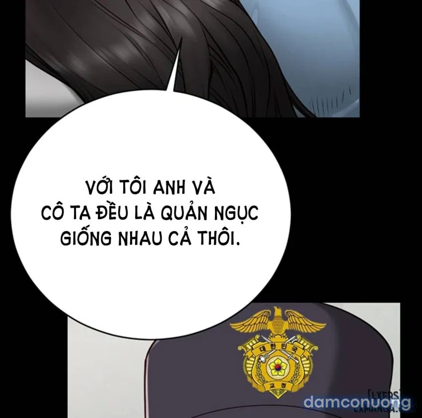 Bông hoa trong tù 