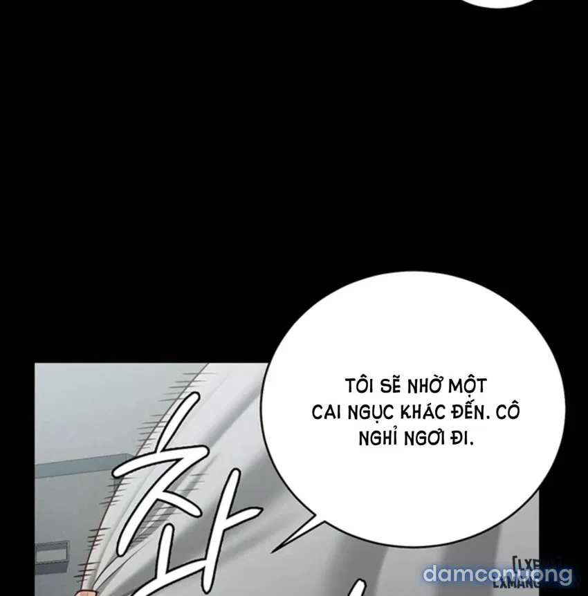 Bông hoa trong tù 