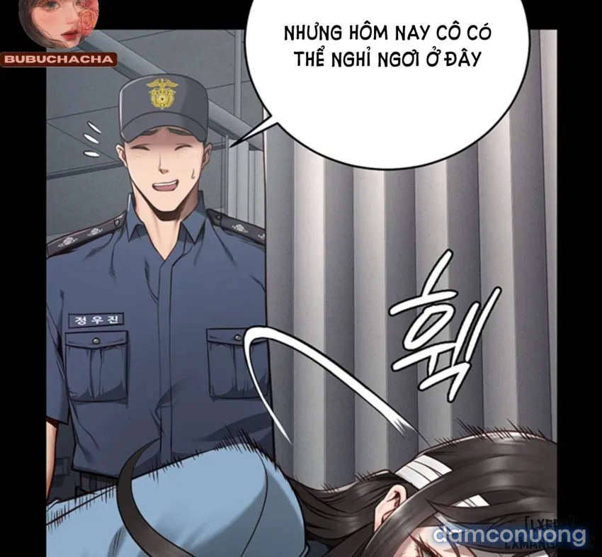 Bông hoa trong tù 