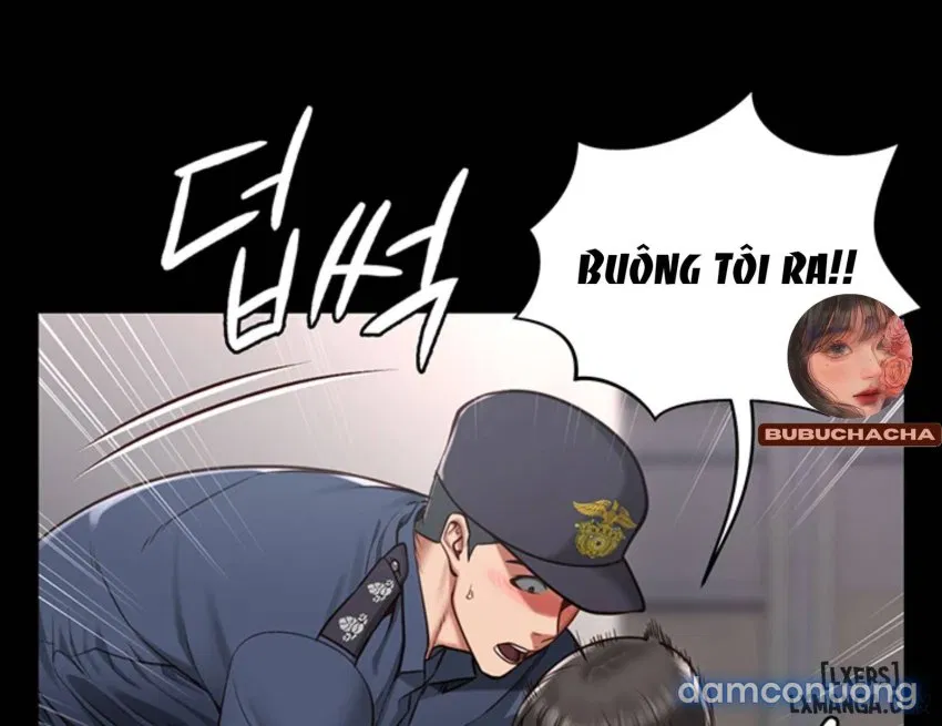 Bông hoa trong tù 