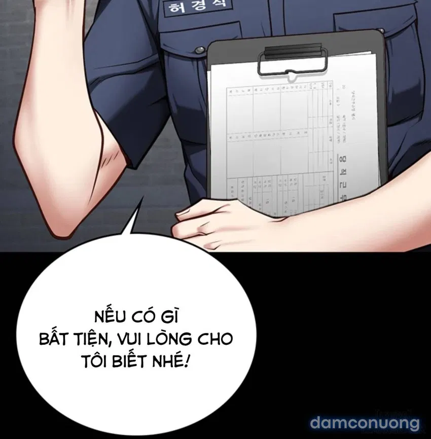 Bông hoa trong tù 