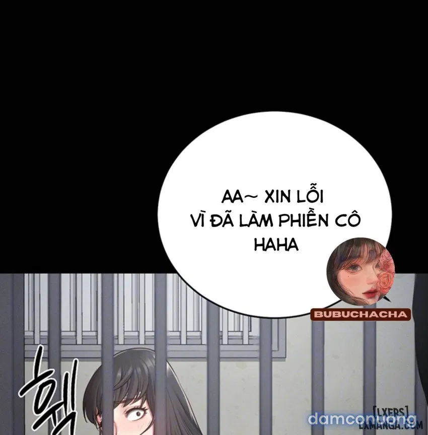 Bông hoa trong tù 