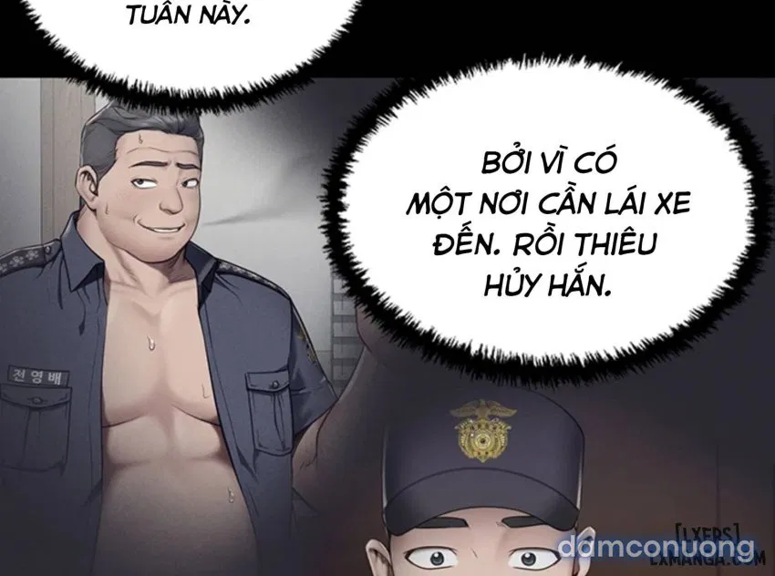 Bông hoa trong tù 