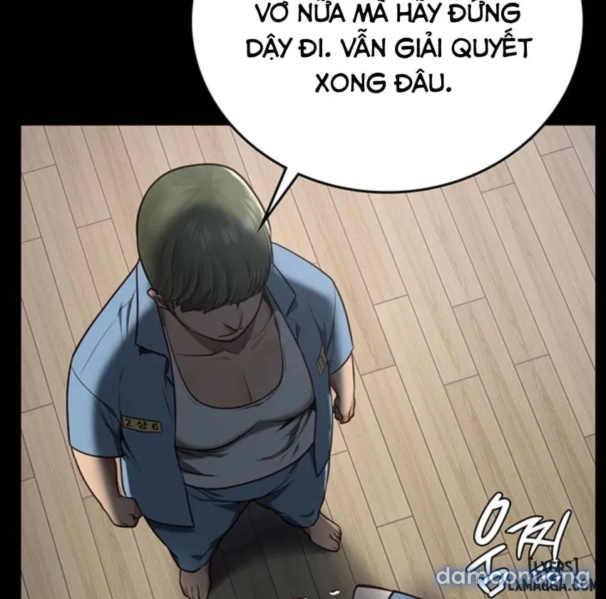 Bông hoa trong tù 